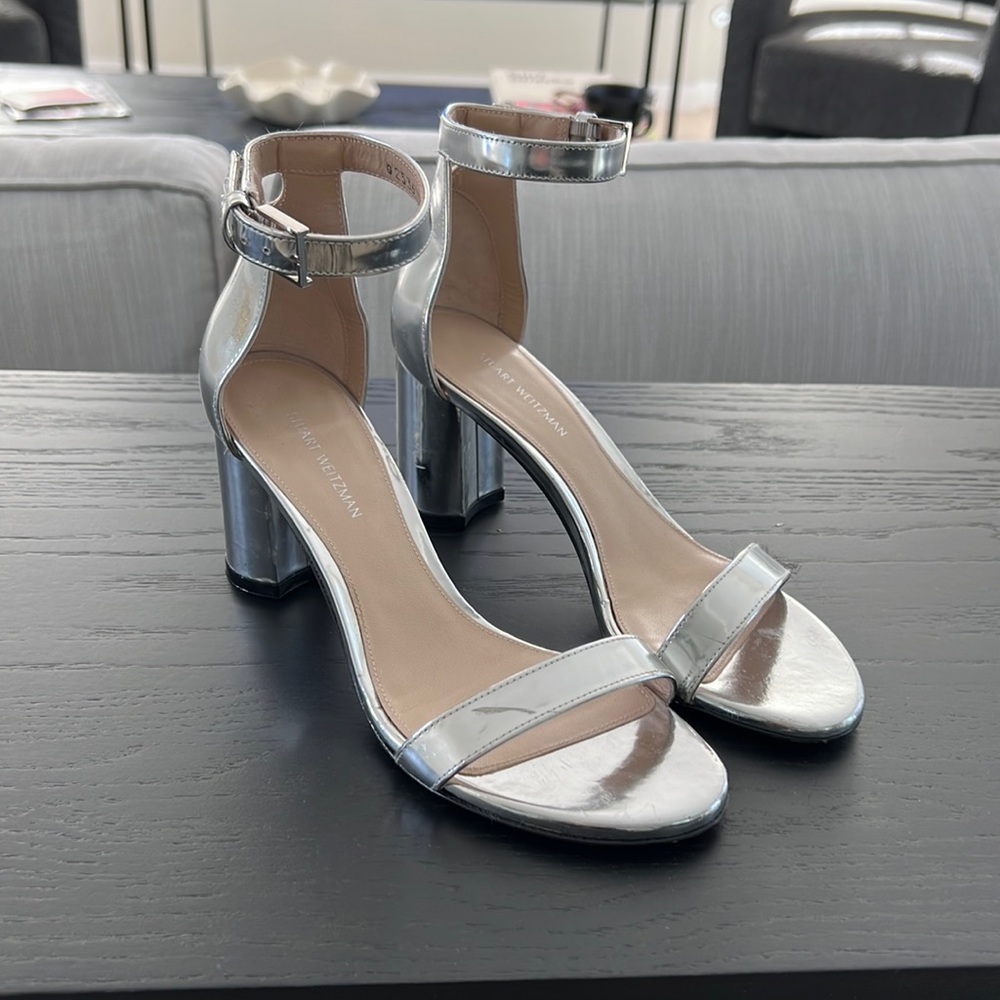 Stuart Weiztman silver heels sz 6 1/2